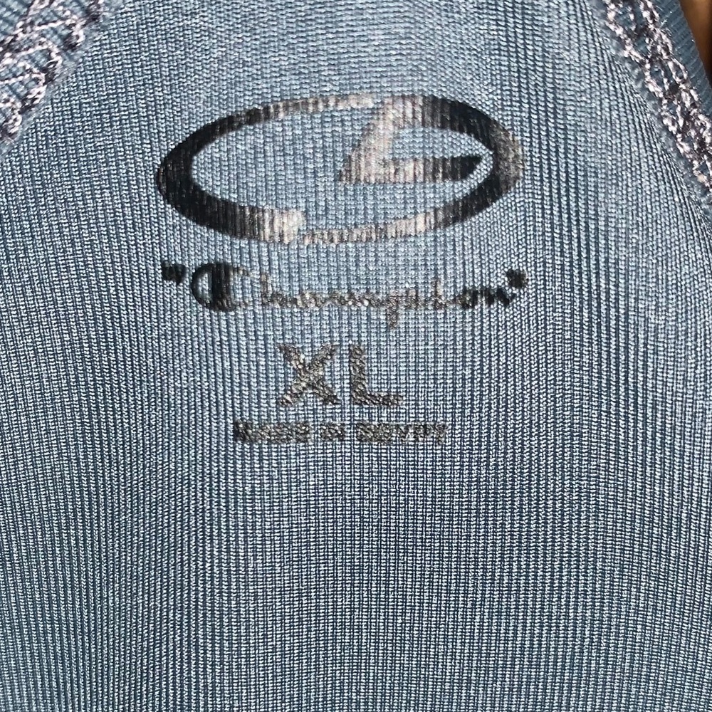 Champion’s Razorback Tank Top - Picture 3 of 4